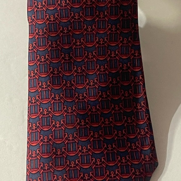 Gucci tie and more ferragamo, Celine Hermès and more you pick we deliver - Picture 10 of 10